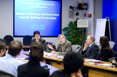 4_delvoie_panel 4_delvoie_panel